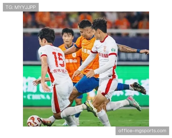 上海海港场均进攻终结转化率18%，与申花并列联盟第二